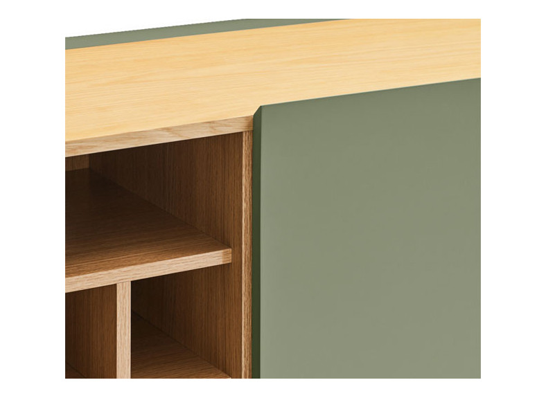 Mueble Auxiliar con puertas de madera