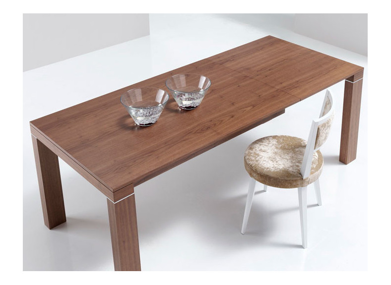 Mesa extensible de madera en tu tienda de muebles en Valencia