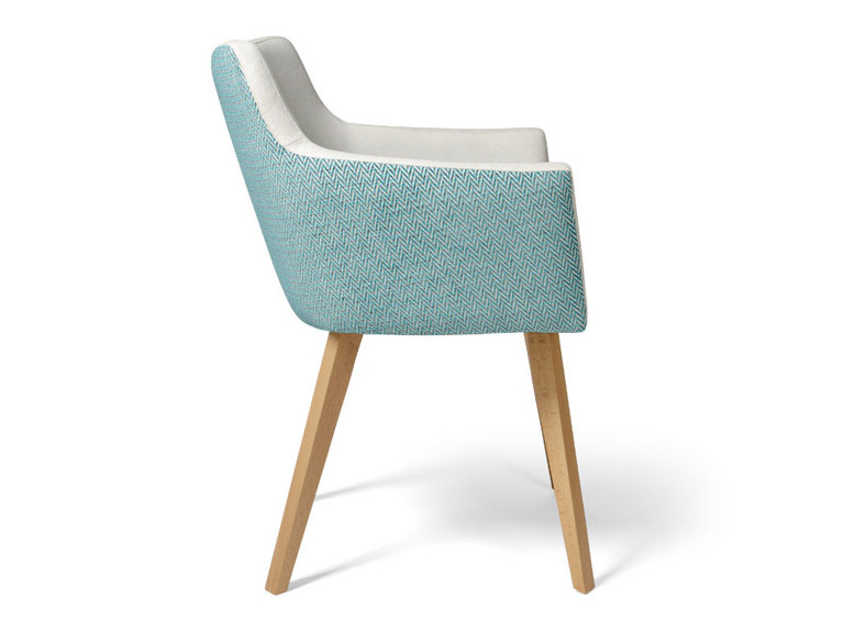 Sillón tapizado bicolor en oferta